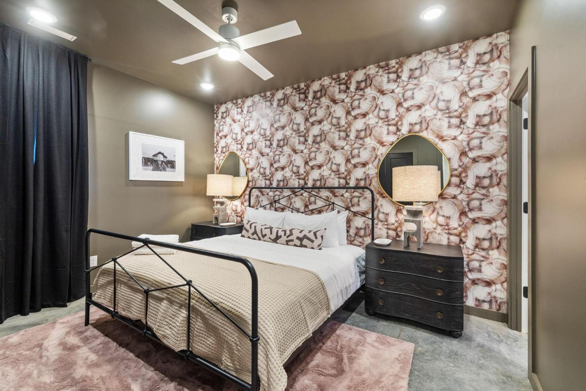 Holiday home Modern Cowboy - Private Balcony - Mins To Broadway Nashville