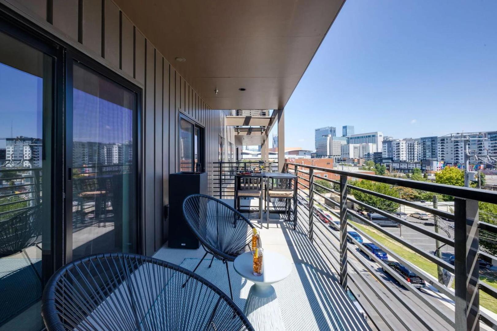 Plush Haven-2 Unit Combo-walk To Broadway