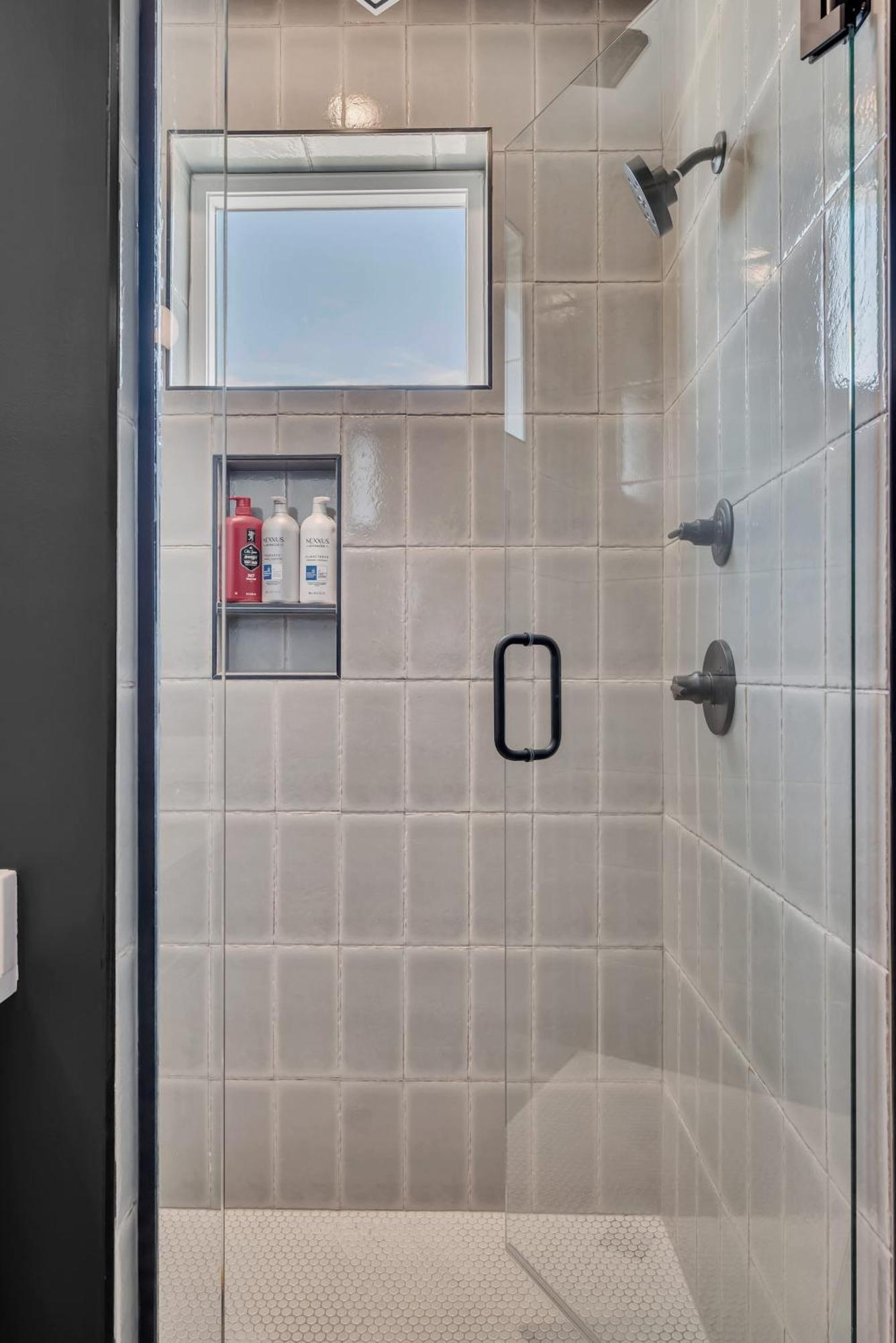 The Bootleg A Stylish Prohibition Inspired Holiday home Nashville