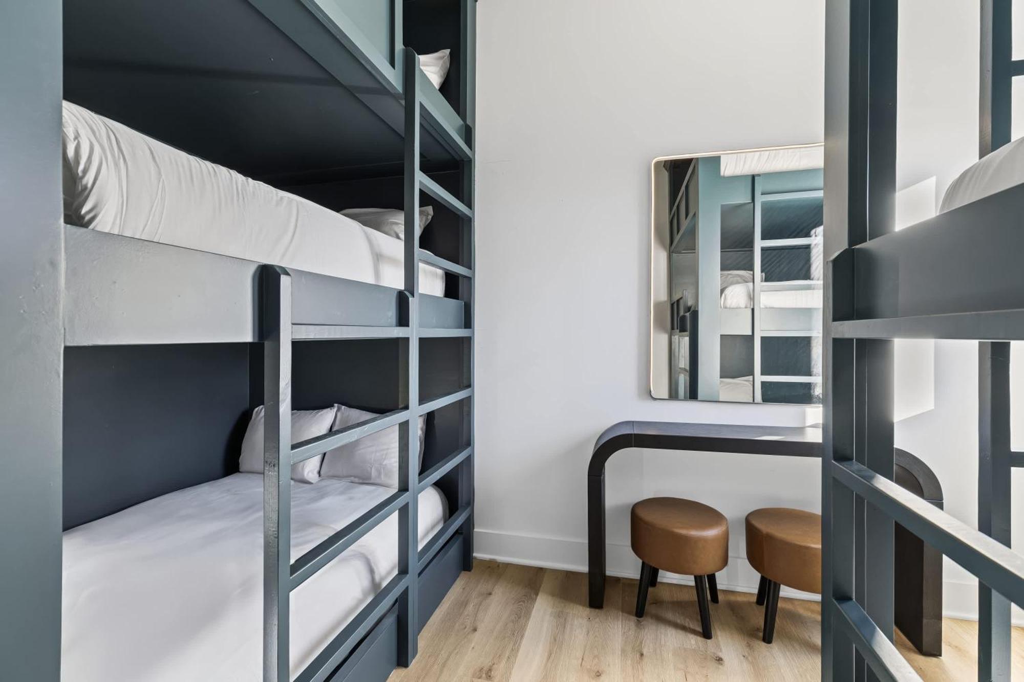 Holiday home Rooftop Hot Tub Game Barrel Sauna