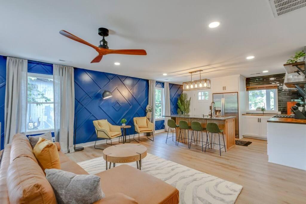 Holiday home Nashoasis 10 Min To Dt, Gameroom, Huge Yard Nashville