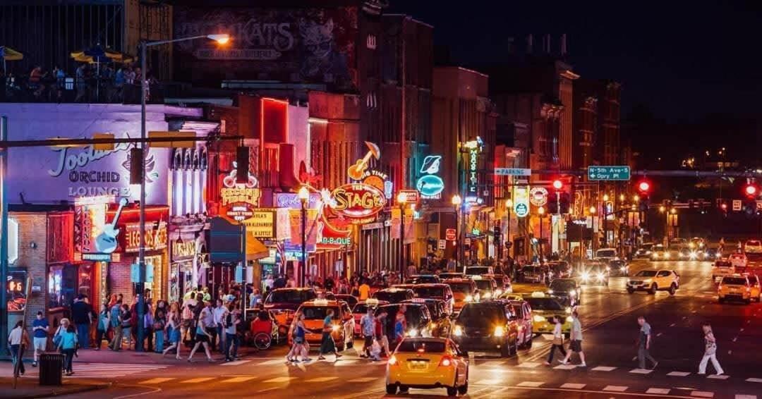 Honky Tonk Hangout - Minutes To Downtown - Rooftop * Nashville