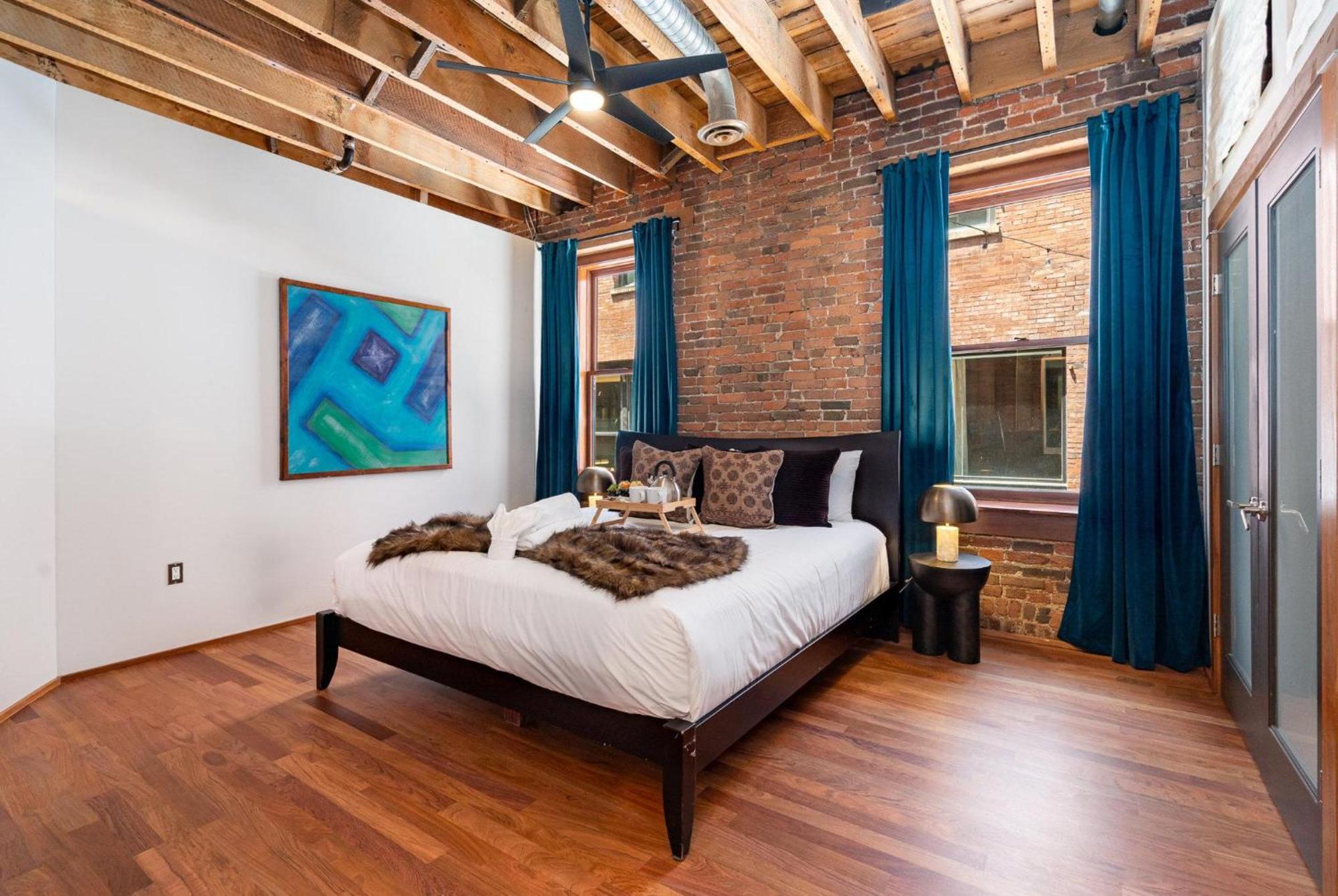 Jamloft - Printers Alley - Walk To Broadway Holiday home Nashville
