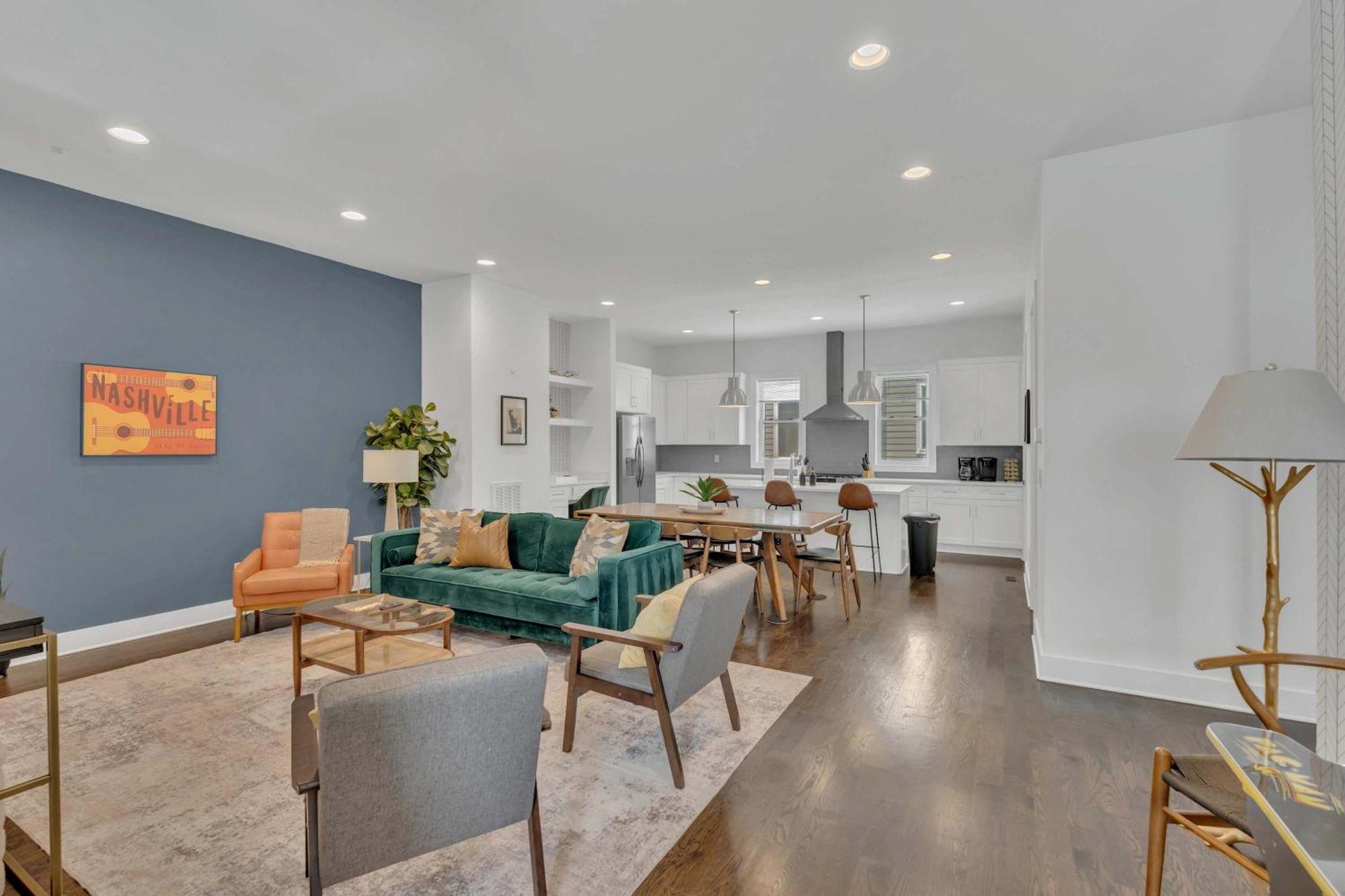 Huge Rooftop 5 Mins To Dwtn Sleeps 12 * Nashville