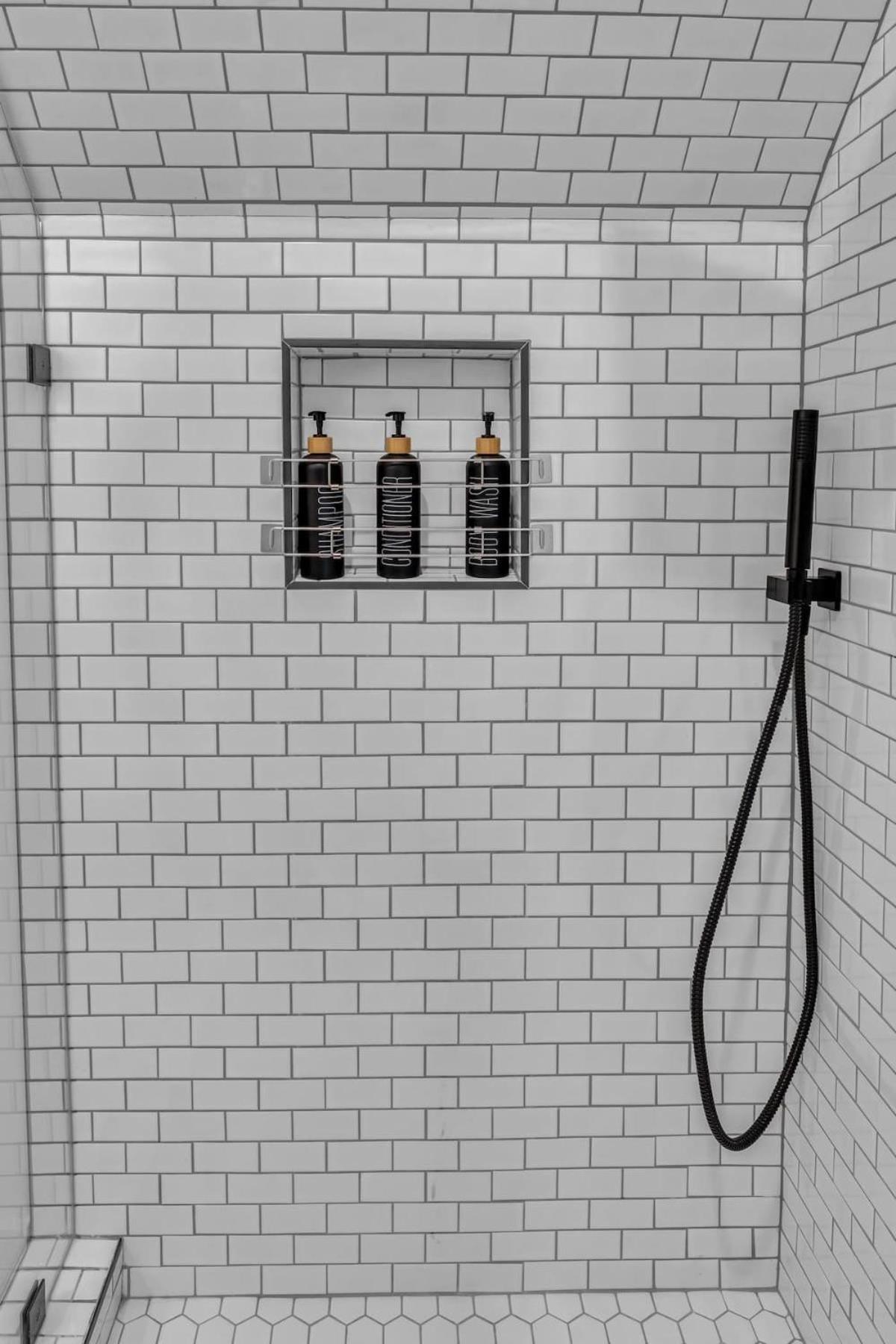 East Greenwood Treehouse Close To Dt