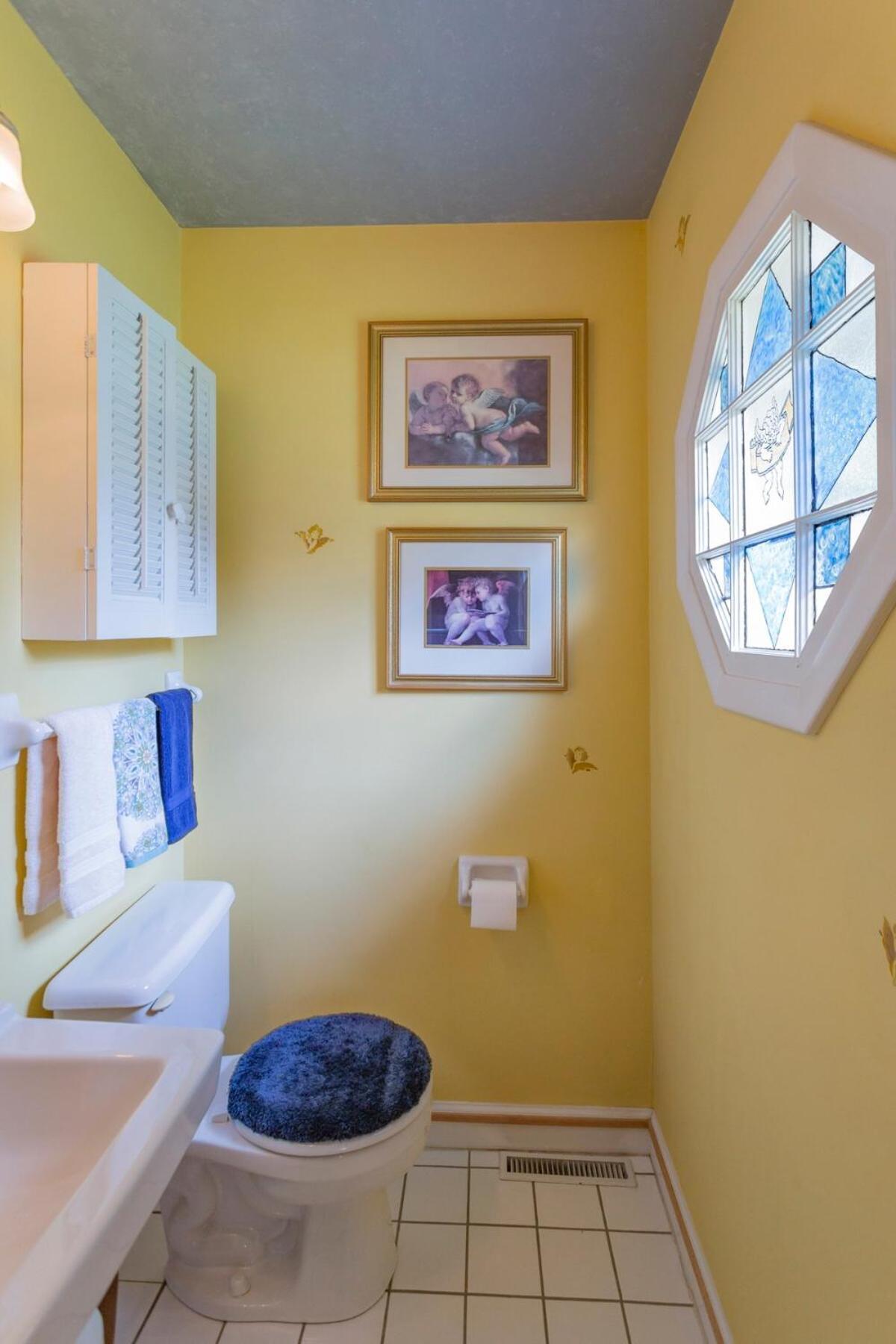 The Place Between The Lakes 4 Bedrooms 4 Beds Holiday home Nashville