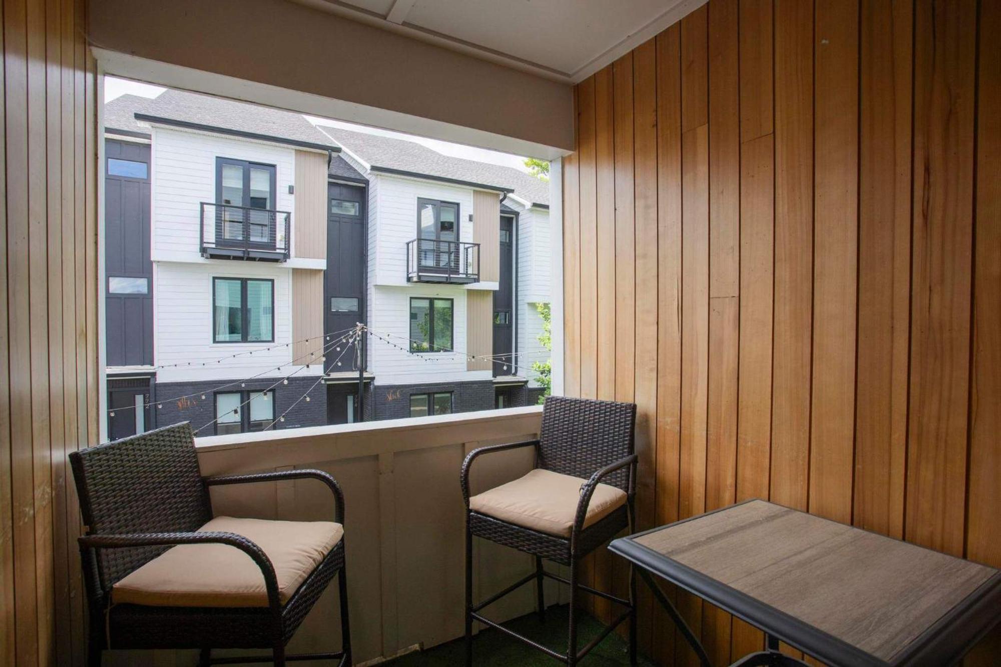 Structure At 8th Argyle Elite Nash Vacation Spot *