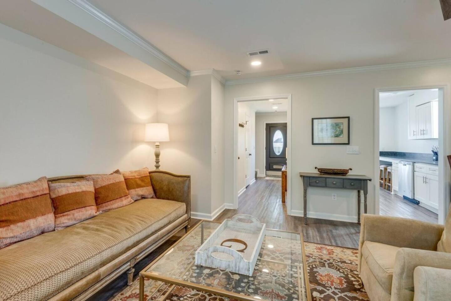 A Luxury Townhouse - Music Rowdowntown Holiday home