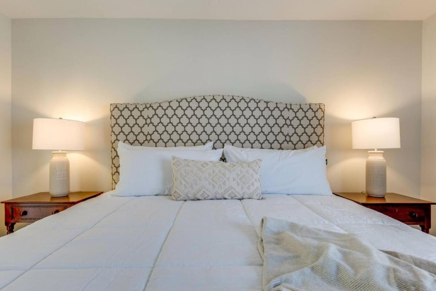 A Luxury Townhouse - Music Rowdowntown Holiday home Nashville