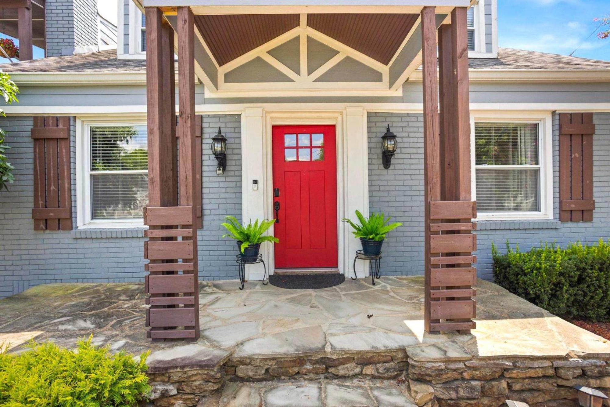 Cozy Close To Opry & Downtown Large Deck Nashville