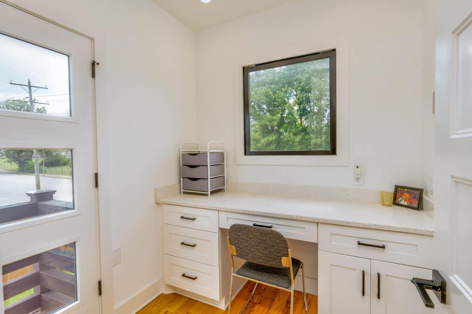 Trendy Weho - Near Dt *