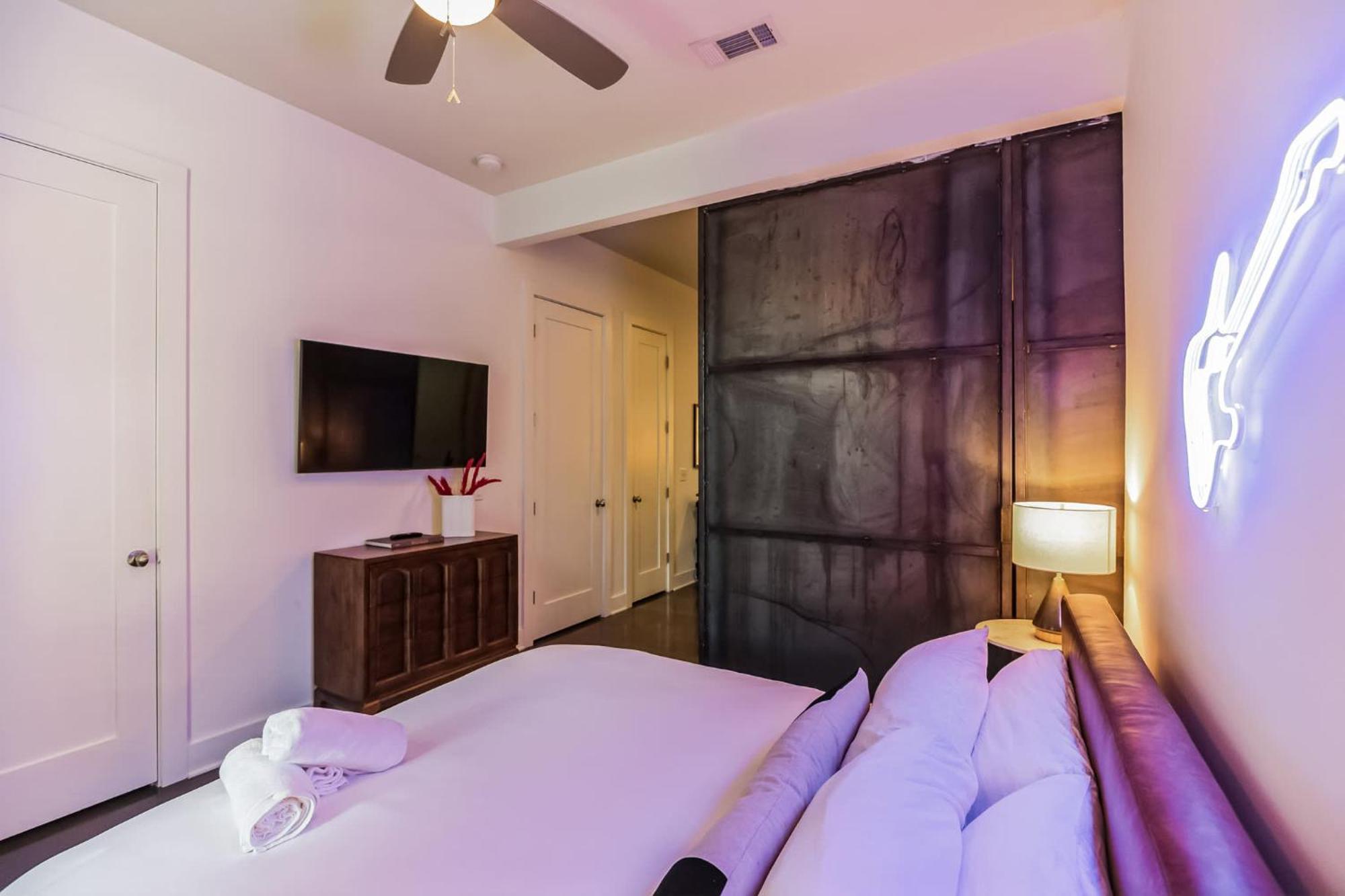 Holiday home 1 Bdr Loft Near The Parthenon Nashville