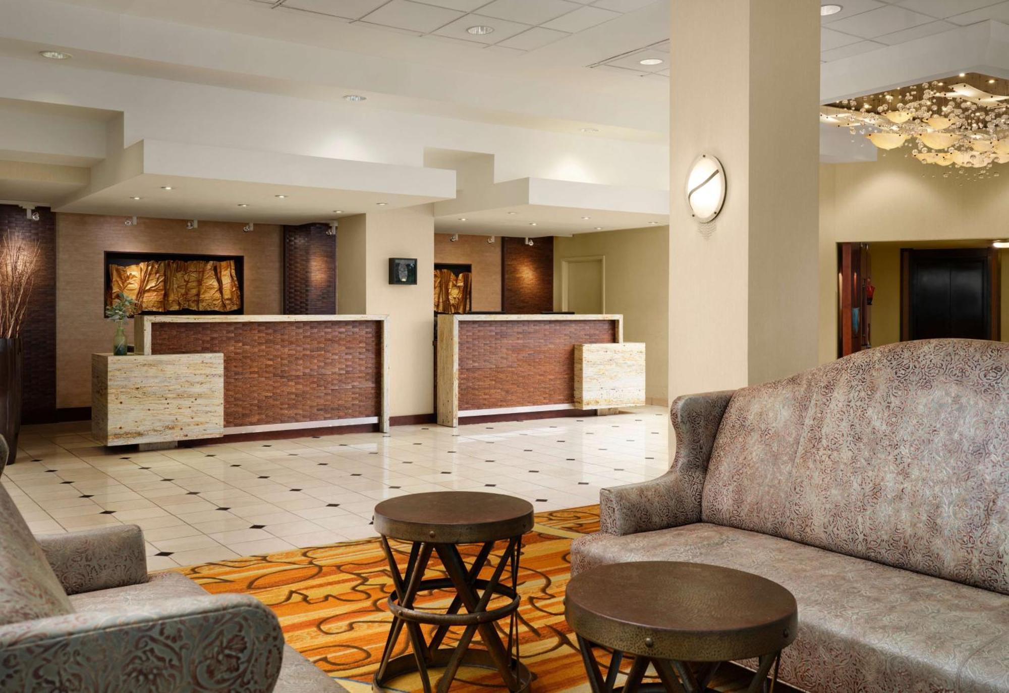 Sonesta Airport Hotel