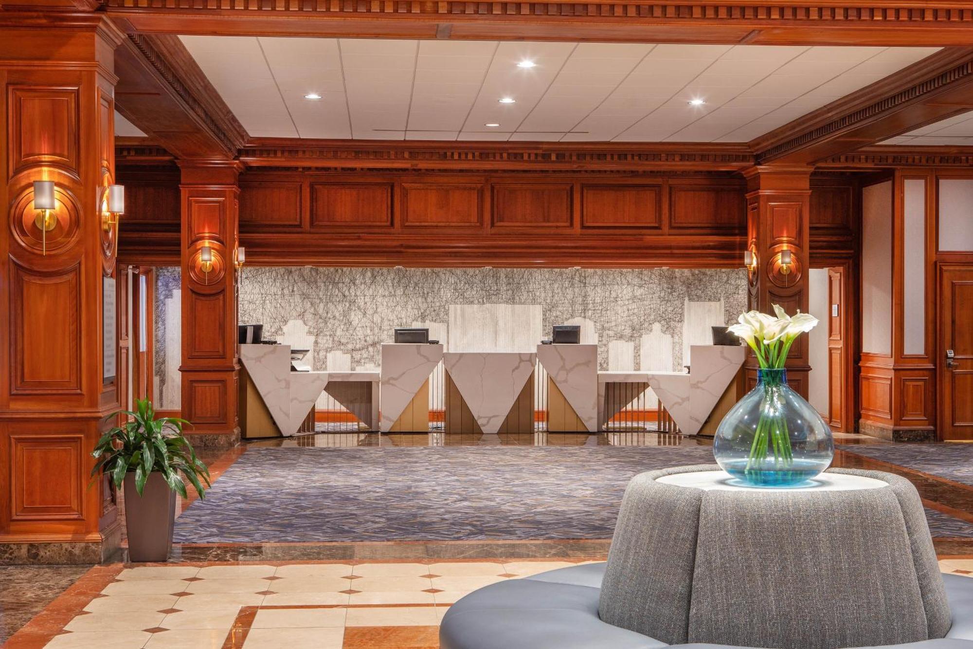 Sheraton Music Airport Hotel