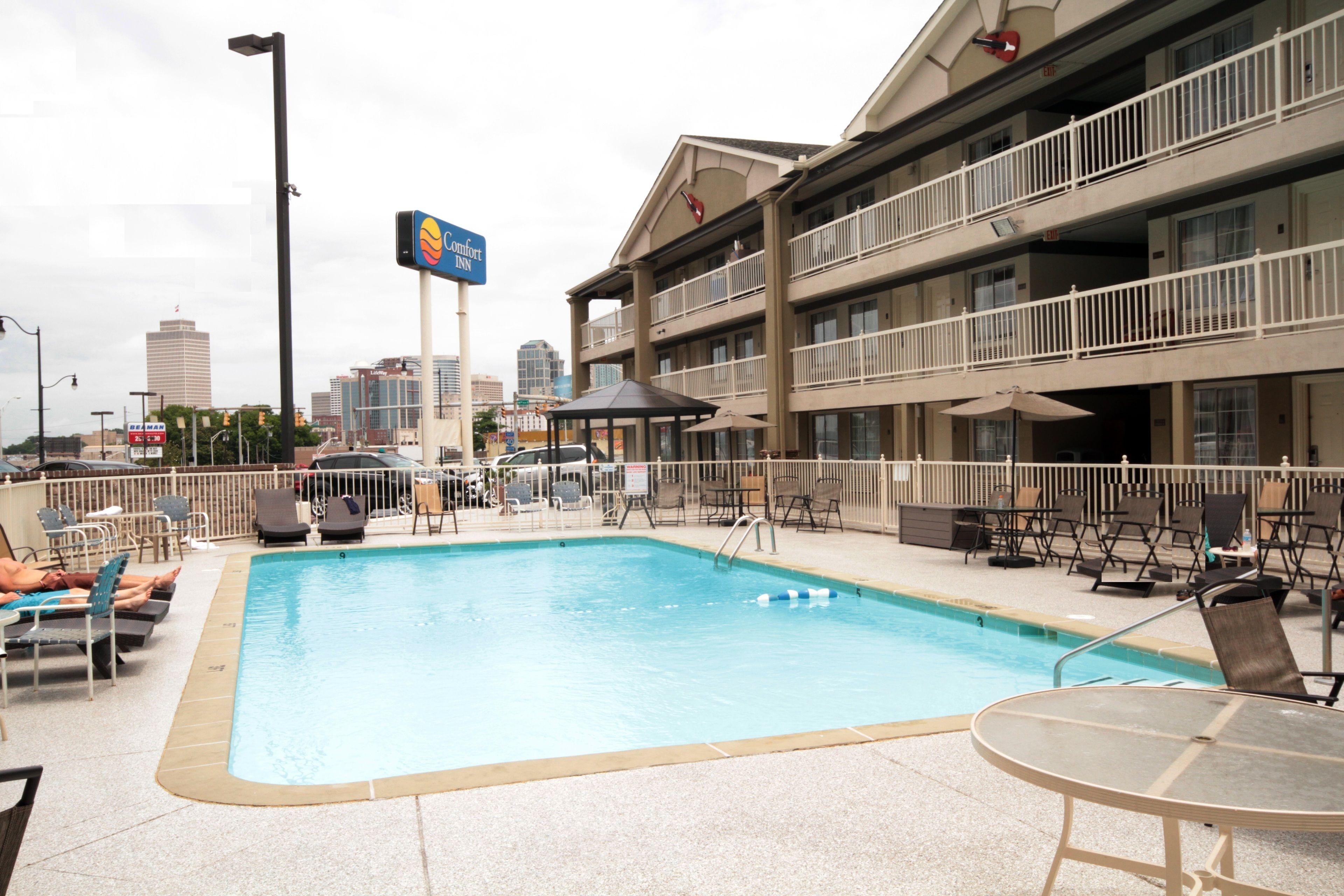 Comfort Downtown - Music Center 4*