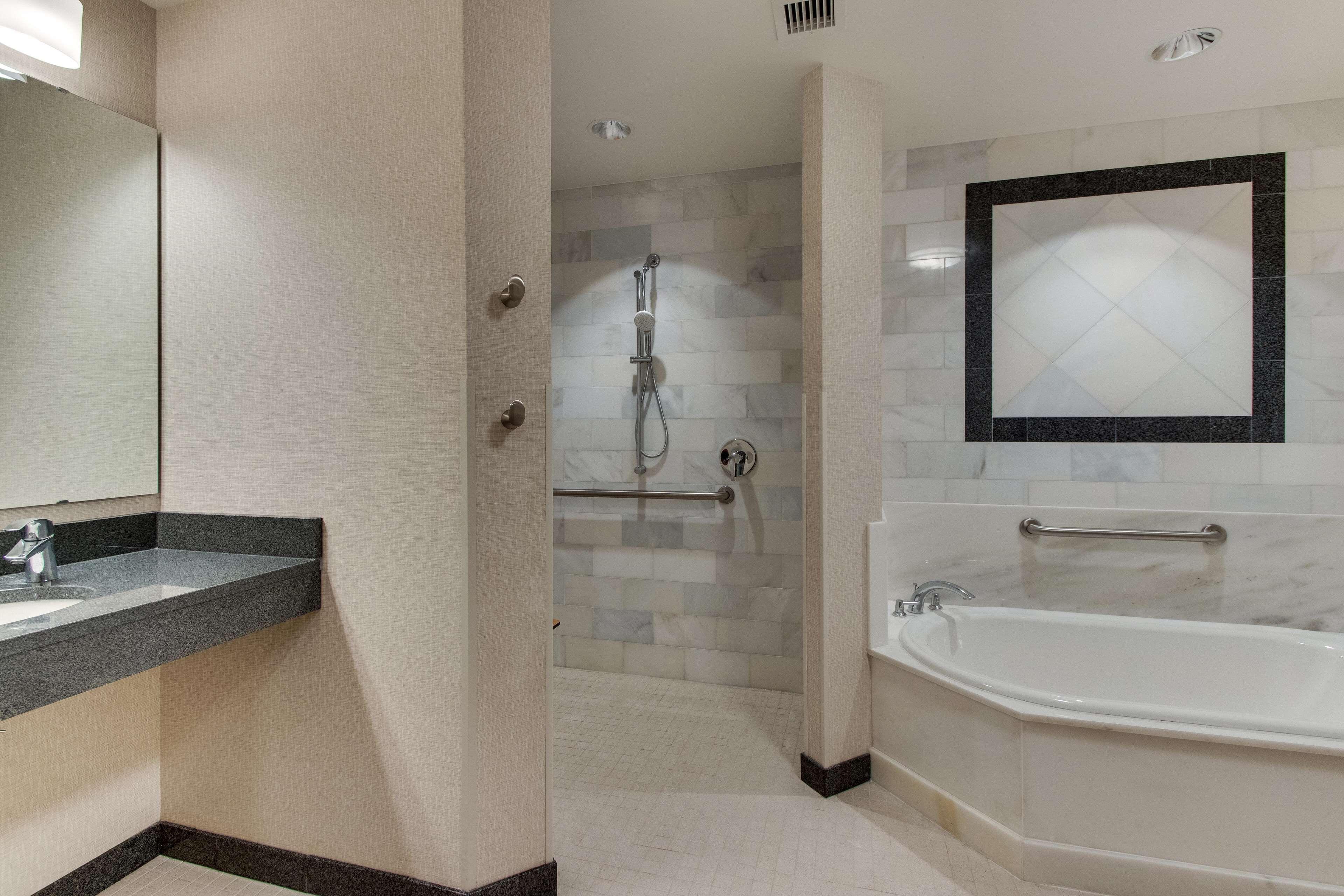 Drury Plaza Downtown Hotel Nashville