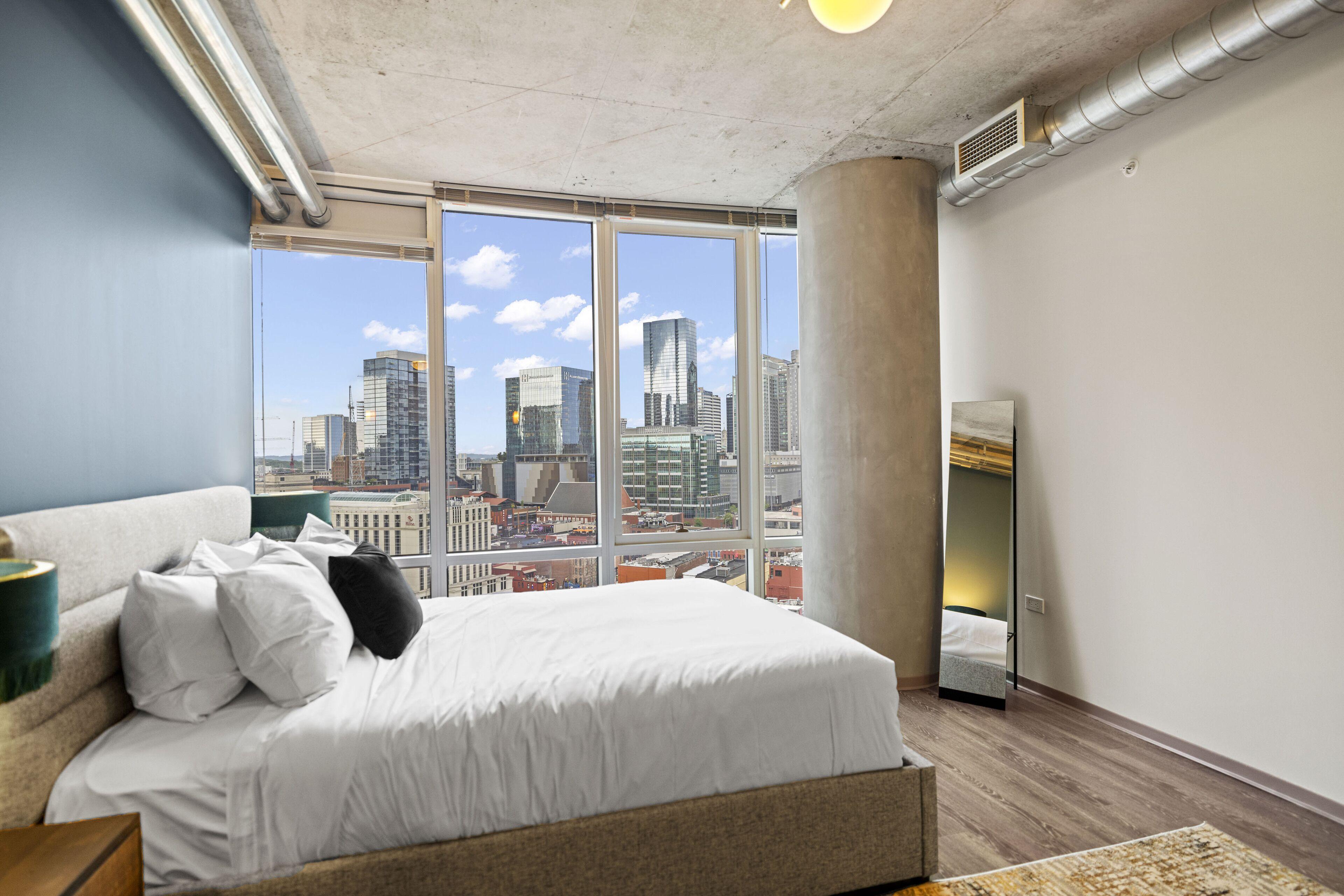 Placemakr Premier Sobro 5*