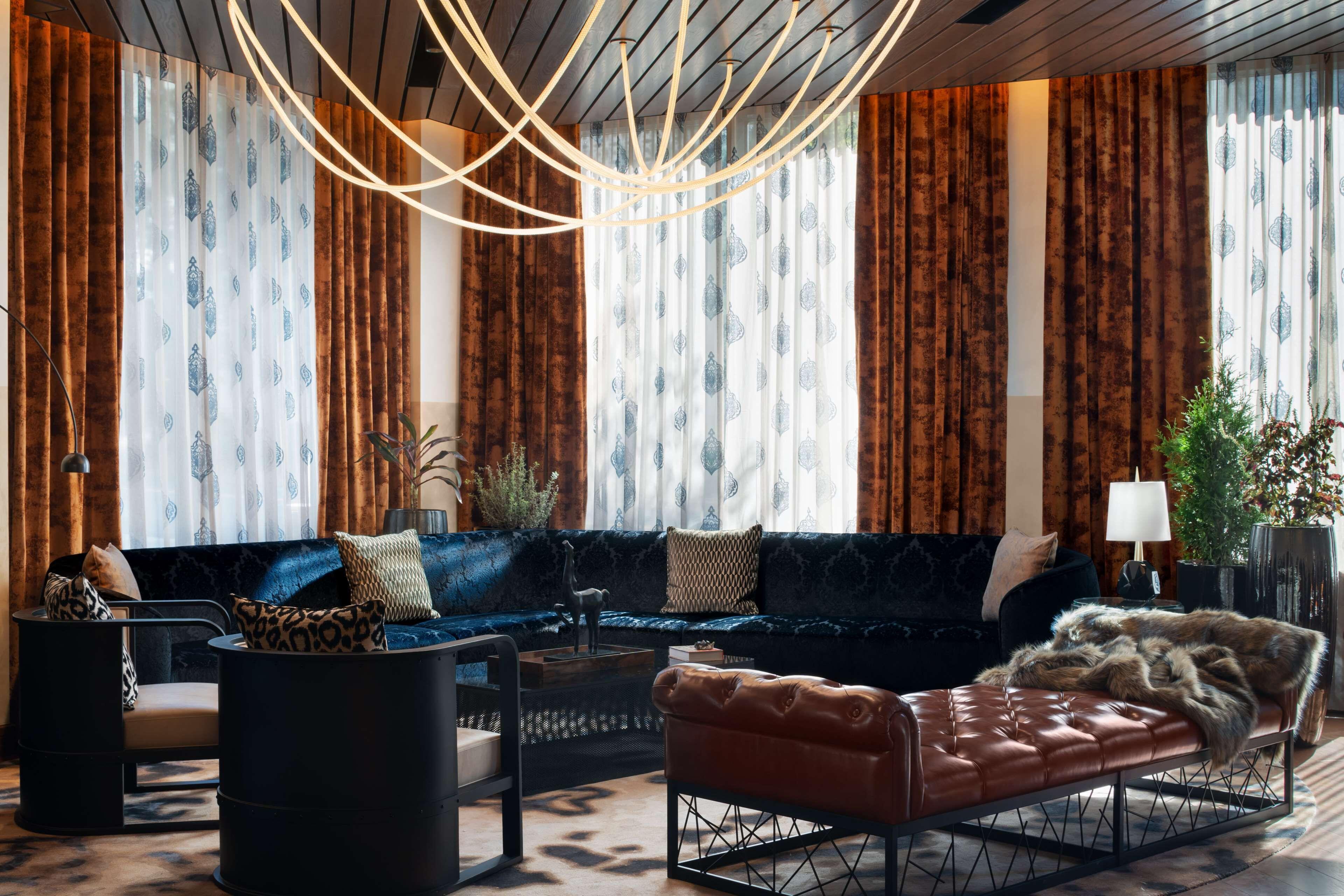 Fraye Nashville, Curio Collection By Hilton Hotel