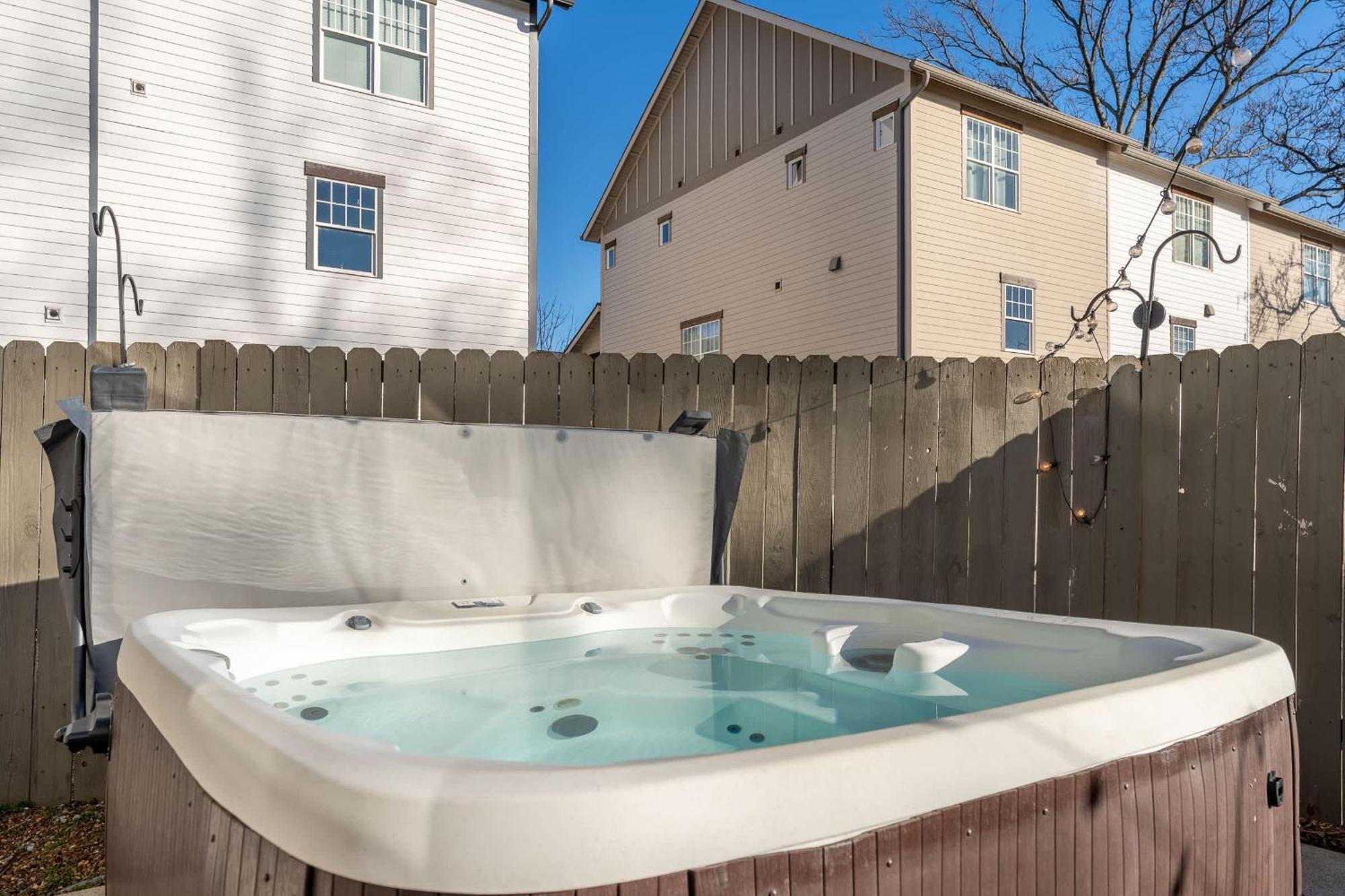 Notes Of Southern Charm - Walkable To Food & Shops *