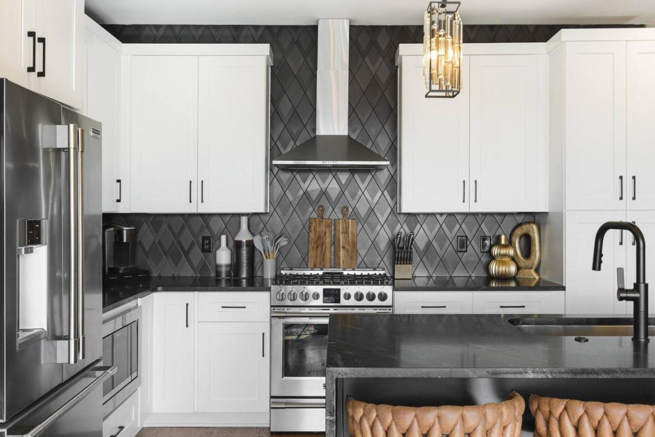 View With Hottub Rooftop Arcade Game And Parking * Nashville