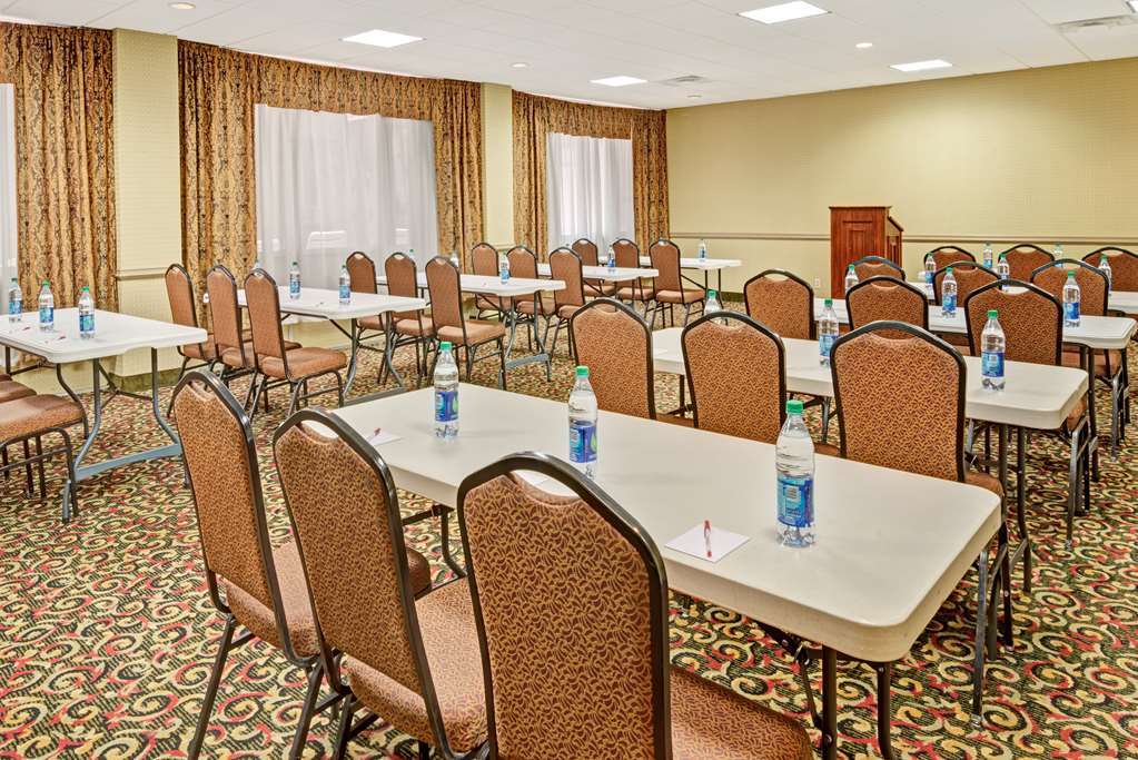 Comfort & Downtown - Stadium Hotel