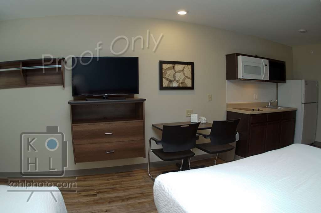 Woodspring Airport Hotel Nashville