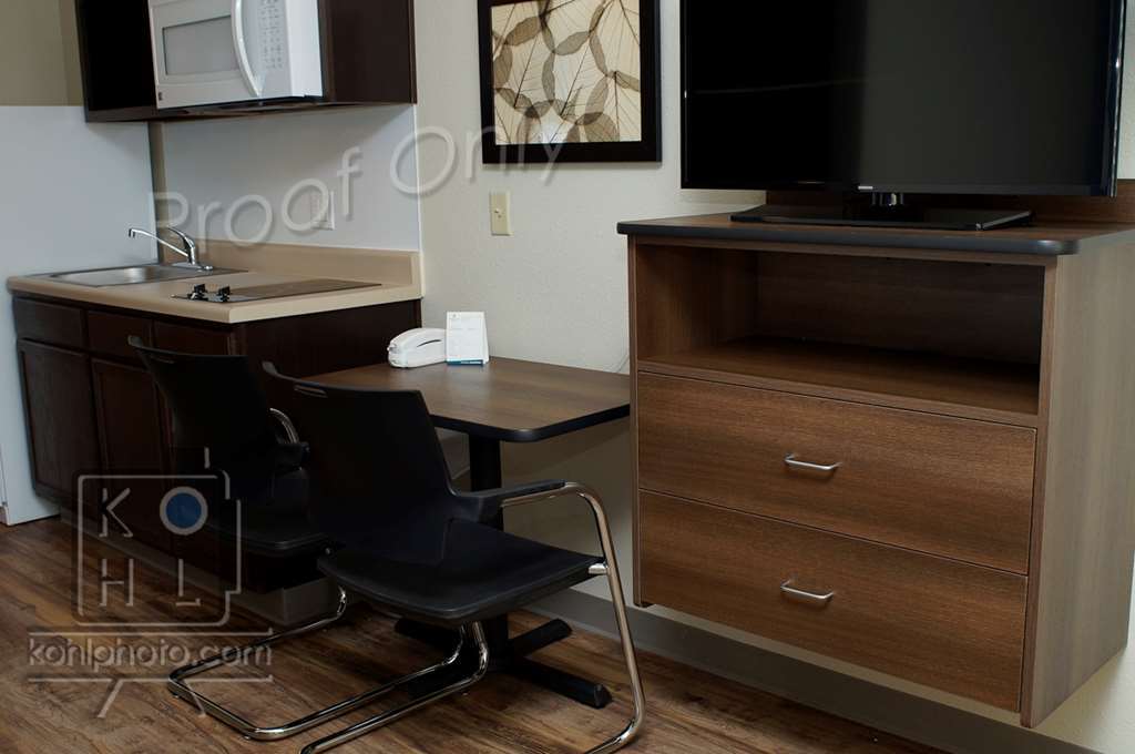 Woodspring Airport 2*