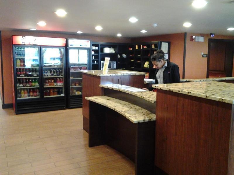 Hotel Comfort & Downtown - Stadium 2*