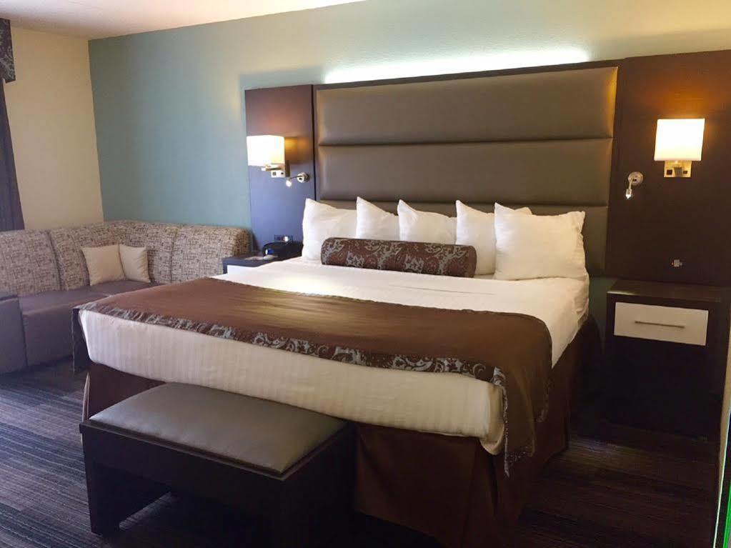 Hotel Club & Nashville