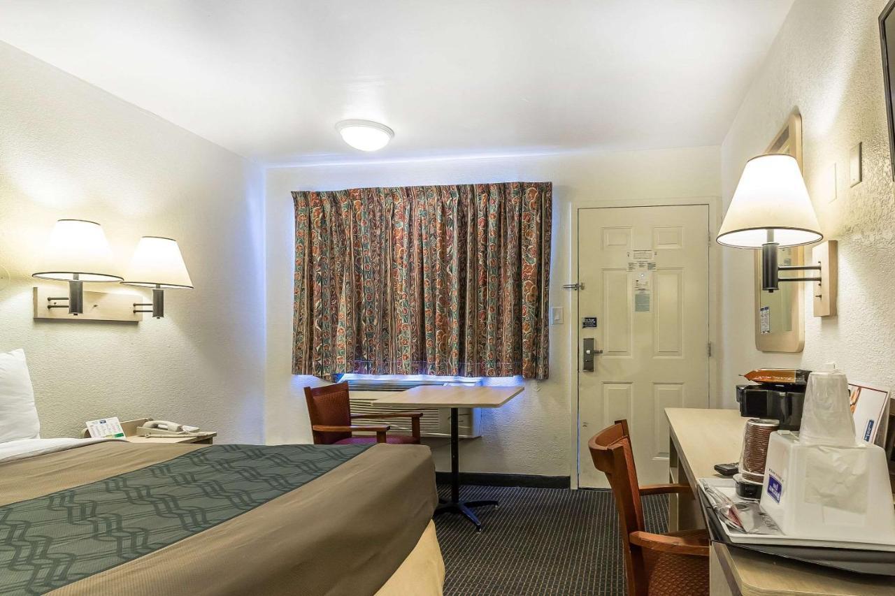 Rodeway Motel Nashville