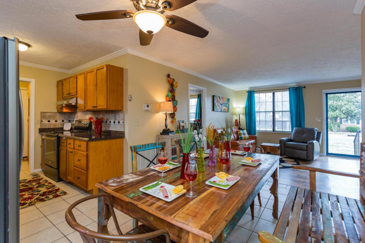 Charming Near Restaurants And Bars! Holiday home Nashville