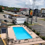 Super 8 By Wyndham Nashville Downtown