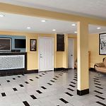 Super 8 by Wyndham Whites Creek/ Nashville NW Area