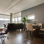 Sleek And Spacious Condo In East!