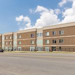 Modern Comfort Condo Only 2 Mile To Downtown Broadway