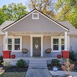The Tinley Cottage