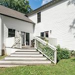 Modern Boho Family House Near Shops In East Nashville
