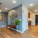 Historic East Nash Sleeps 6