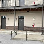 Walk To Vanderbilt And Belmont - Shuffle Board And Free Parking
