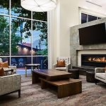 Hilton Garden Inn Nashville Downtown Convention Center