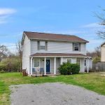 East Nash Local Dining Bars - Sleeps 6