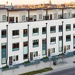 The Conway 5 Bedroom Buyout W Deck In Music City