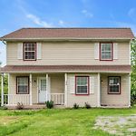 East Nash 12 Mins To Broadway Sleeps 6