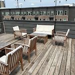 6 Bedroom Gulch Homes, Garages, Rooftops, Walk To Gulch 10 Mins To Broadway, 24 Hour Hospitality Team, Perfect For Groups