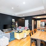 Grand Loft On Thee Broadway Strip