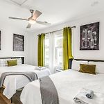 Bright Nashville Townhome ~ 5 Mi To Downtown!