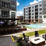 Landing At Abberly Foundry - 2 Bedrooms In Watkins Park