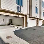Epic Location- Steps From 12Th S, Sleep12