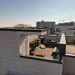 Renovated Pink Palace, Walkable Location