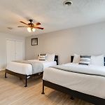 2 Bdr With Free Parking! 2M To Broadway!